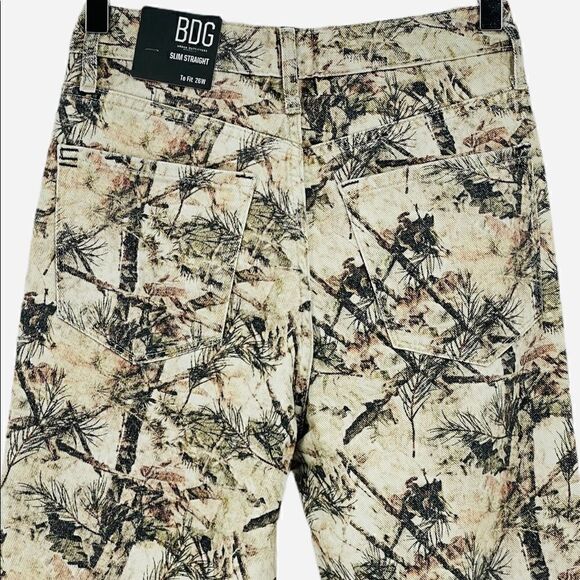 NWT UO BDG Forest Print Slim Straight Jeans - Picture 7 of 14